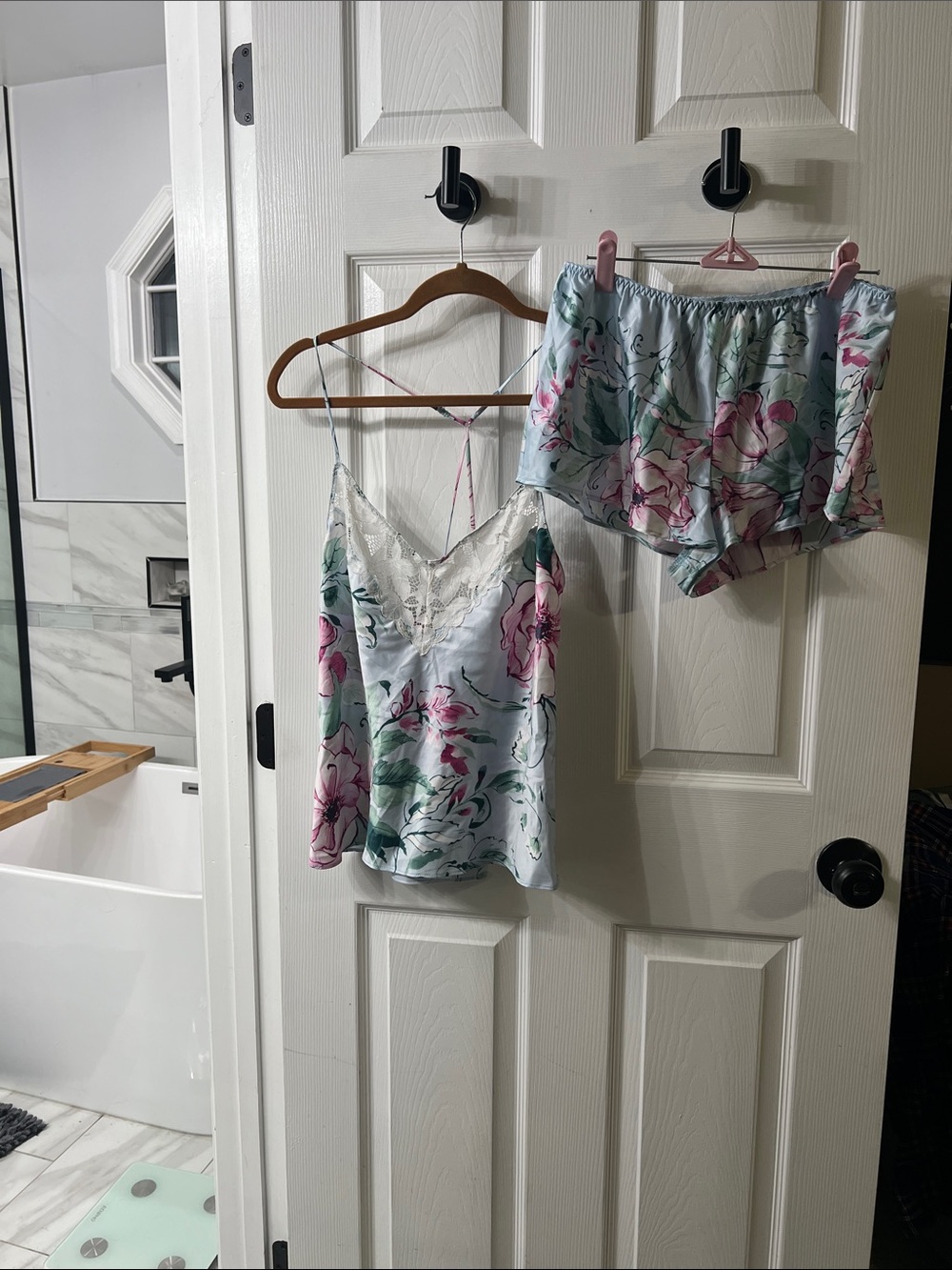 Lilac+London Floral Satin Lace Cami Tap Shorts Pajama Set M